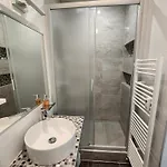 شقة Sunny Center Apartment, Free Parking *