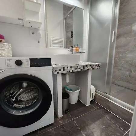 Apartament Sunny Center Apartment, Free Parking *