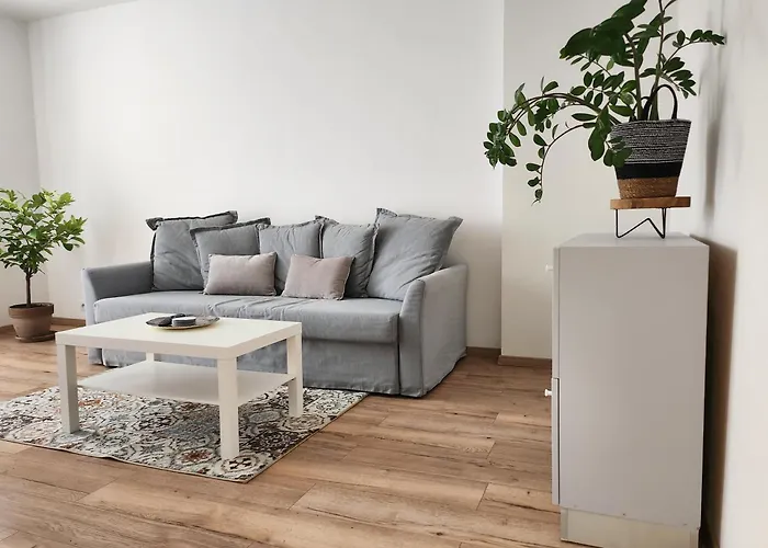 Sunny Center Apartment, Free Parking *