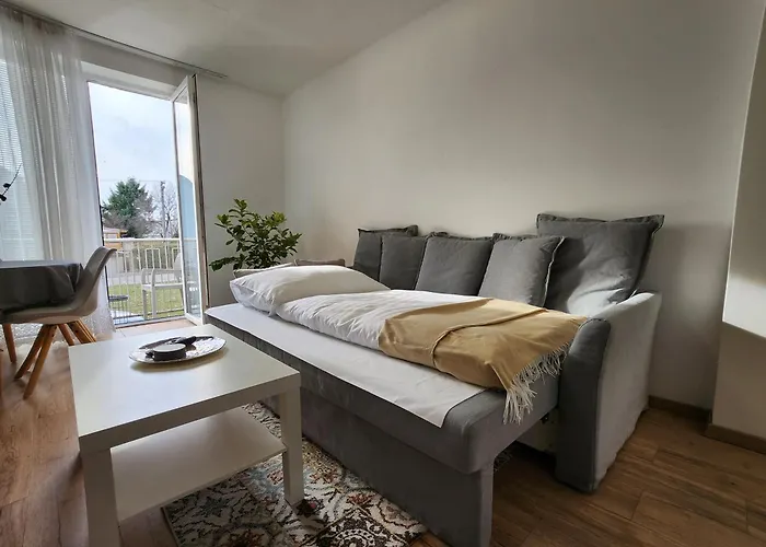 Sunny Center Apartment, Free Parking Appartement Piest'any