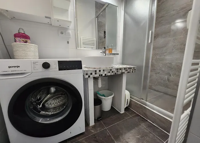 Appartement Sunny Center Apartment, Free Parking *
