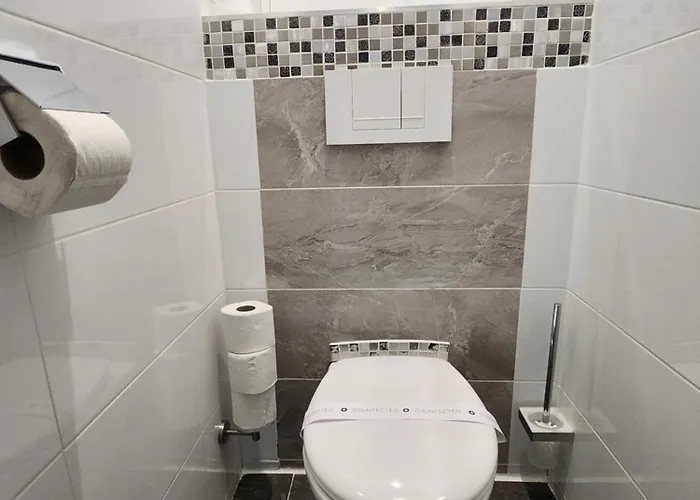 Sunny Center Apartment, Free Parking Pieszczany