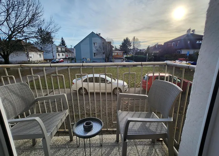 Sunny Center Apartment, Free Parking Apartament *