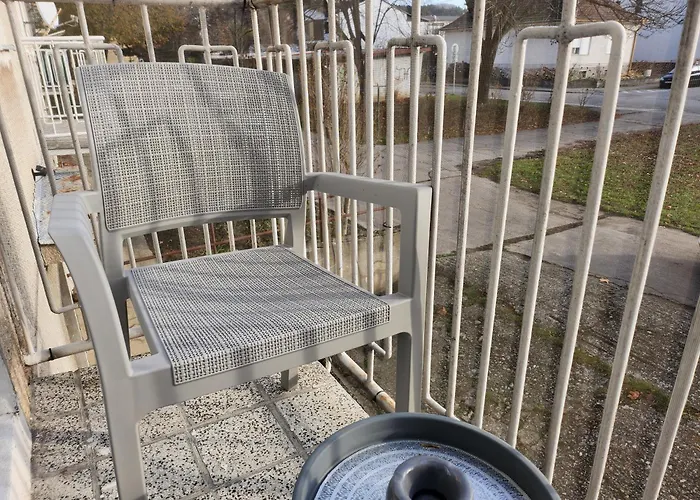 Sunny Center Apartment, Free Parking * Pieszczany